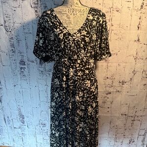 Tommy Hilfiger Women's Fit and Flare Dress, Black and White. Size 10